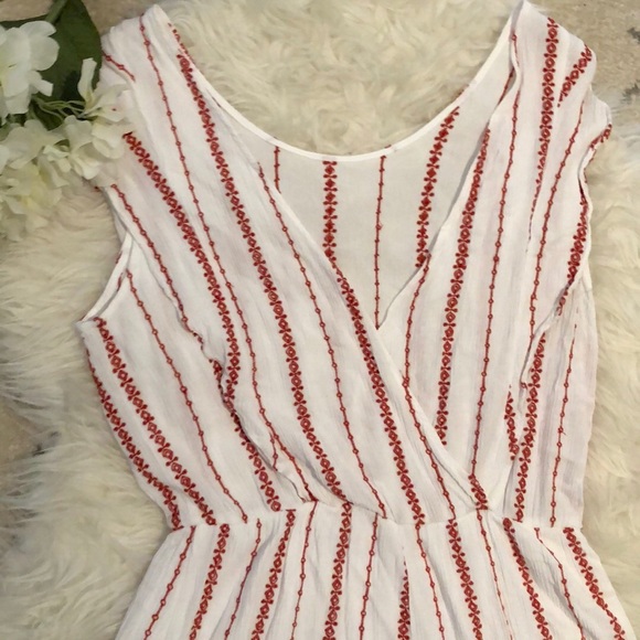 🌷 Lulu’s Lush romper - Picture 3 of 5